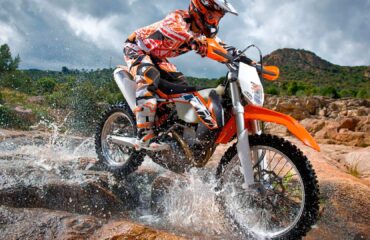 Razones por las que los profesionales del enduro eligen a Sacromonte Off Road en Granada