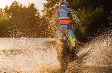 Novatos en enduro: cómo lidiar con terrenos resbaladizos
